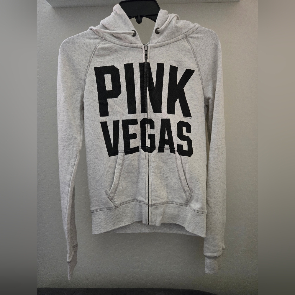 VS Pink Las Vegas Destination Hoodie. (LIMITED EDITION) - Picture 2 of 6